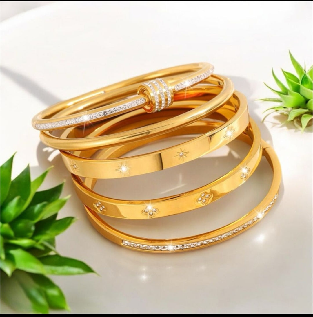 bracelets